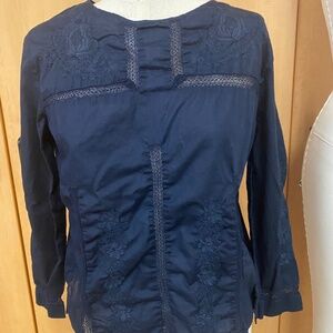 J Crew size 6 light-weight long sleeve Navy embroidered blouse